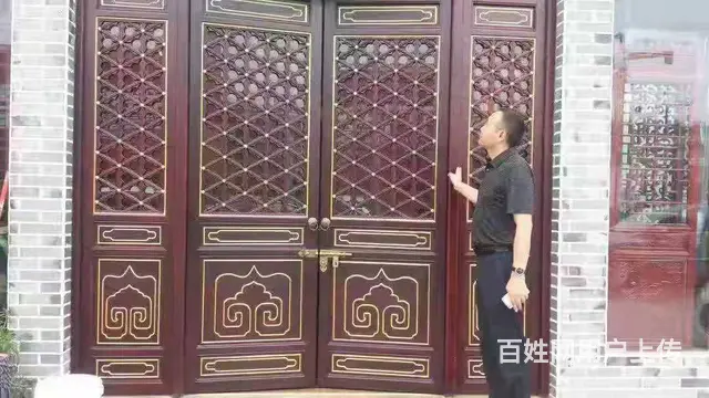 四川成都花格木窗实木雕花门中式挂落 - 图片 1