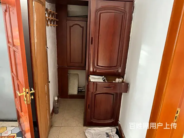 【搞定了！】新鹤B区  二楼  95㎡ 年付一万 拎包入住 - 图片 7