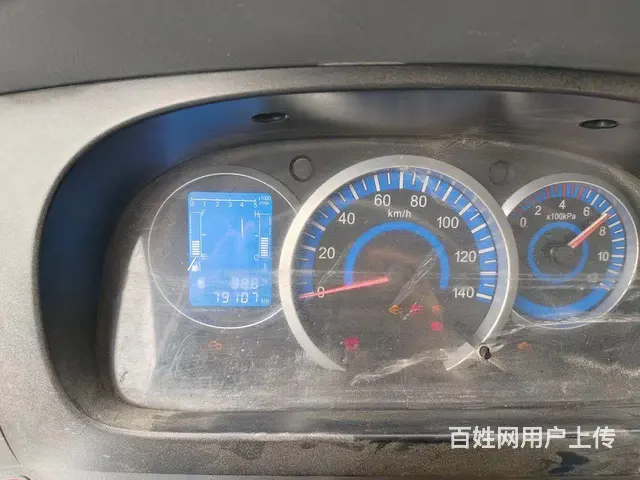 广东二手东风8吨油罐车加油车2018年7月上牌 - 图片 6