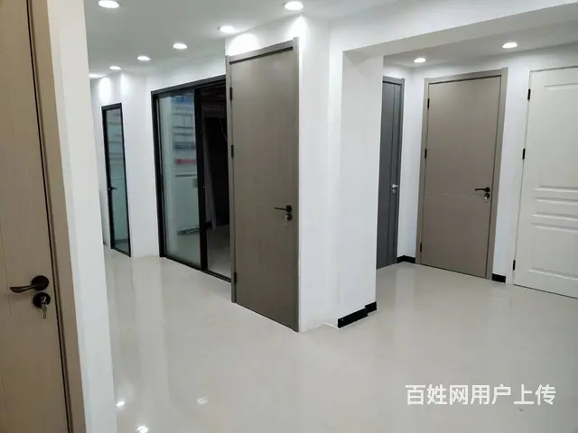 急转:黄金好位置旺铺低价转让（可空转） - 图片 2