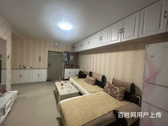 盛世龙城2楼1室一厅50平家电齐全年付8000 - 图片 2