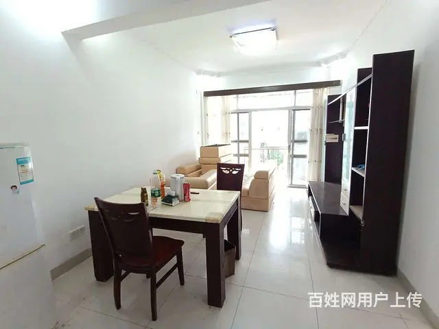 吉大荔苑4房2厅出租，租价2600，楼梯6楼。 - 图片 1