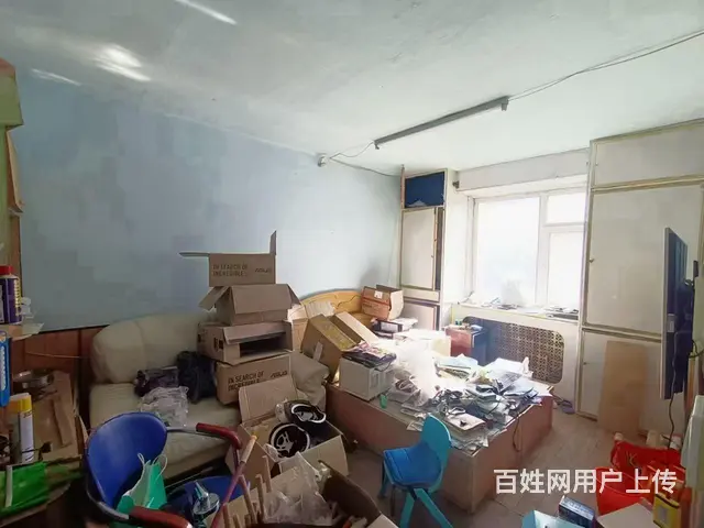 多层三楼向阳市场光华路私产两室底价出售 - 图片 1