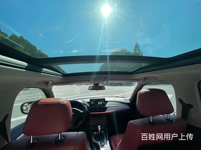 宝马X1 2012款 X1 sDrive18i 2.0 手自 - 图片 3