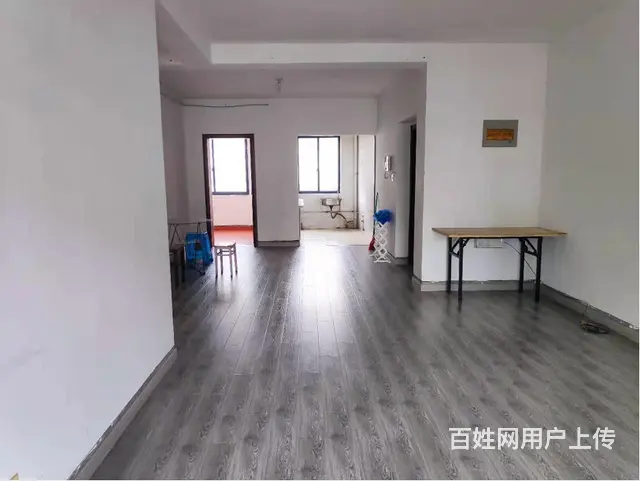 江南新城西区三室两厅中等装璜房屋出租 - 图片 2