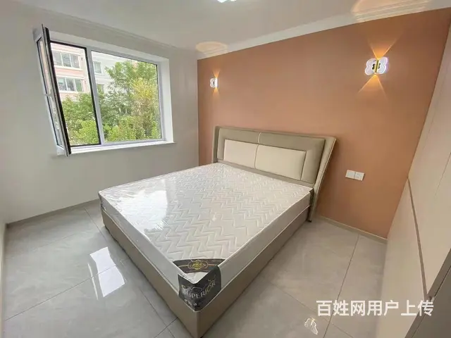 士英街滨河路幸福家园2楼二楼54平南北通精装地暖可贷款 - 图片 1