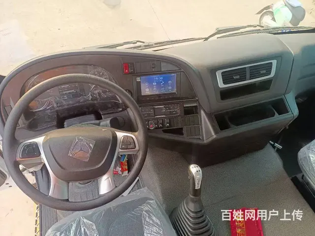 国六重汽汕德卡单桥15方洒水车 多功能15吨洒水车 - 图片 9