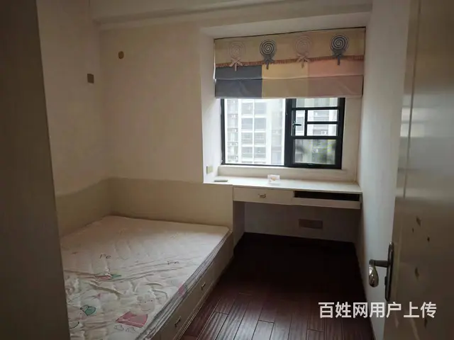 上高花园电梯房清爽装修四房中央空调小区环境好业主急售看房方便 - 图片 5