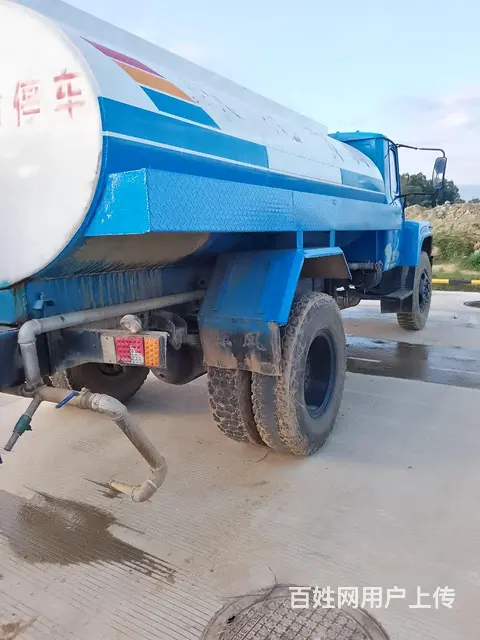 海南出卖洒水车 - 图片 1