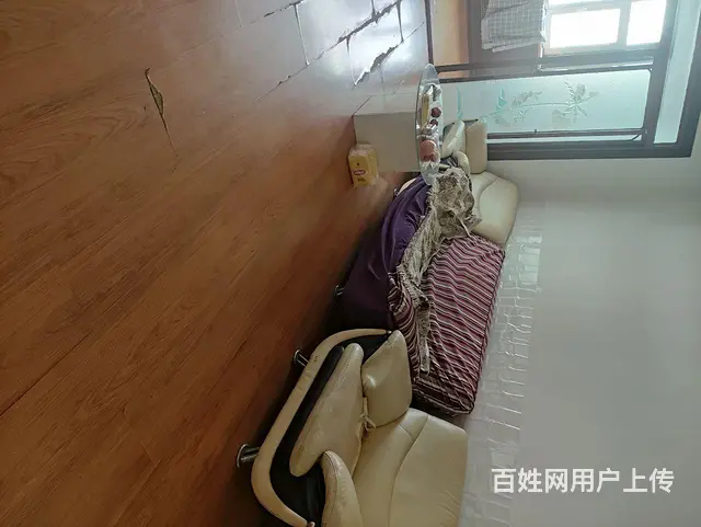 七楼，非顶，诚心诚意可小议 - 图片 1