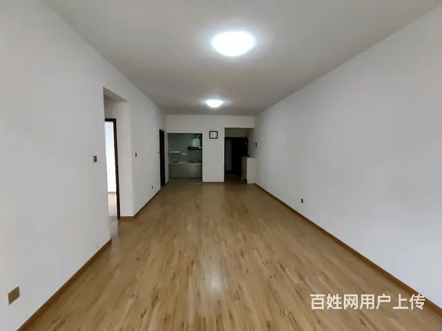 香格里拉套二住家装修，证快满5年 - 图片 1