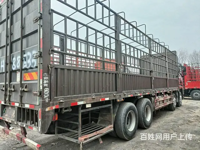 20年8月解放JH6前四后八9.6米高栏460马力 - 图片 5