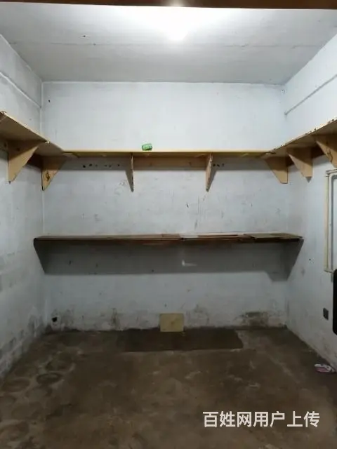 云峰小区2楼加车库出租 - 图片 3
