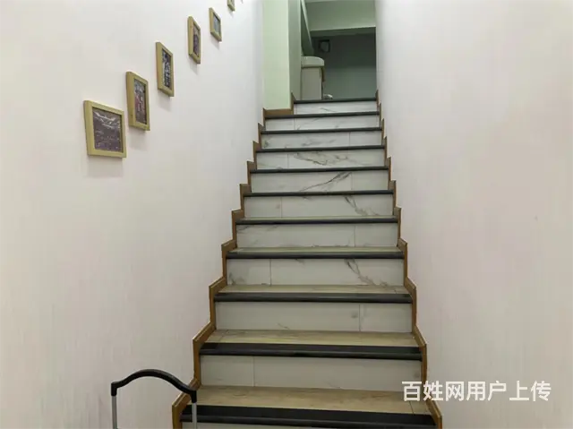 达高步行街二楼200平美容店转让《同城搜铺网》 - 图片 2