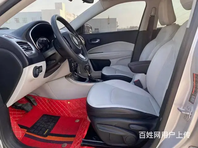 Jeep 指南者 2019款 1.4T 双离合 200T 典 - 图片 3