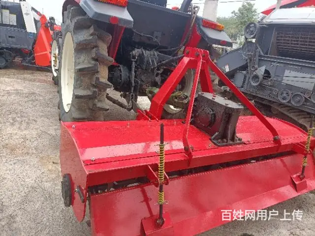 现货久保田东方红拖拉机收割机出售 - 图片 9