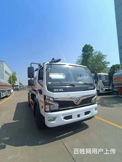 东风福瑞卡8吨油罐车，源头厂家低价出售 - 图片 1