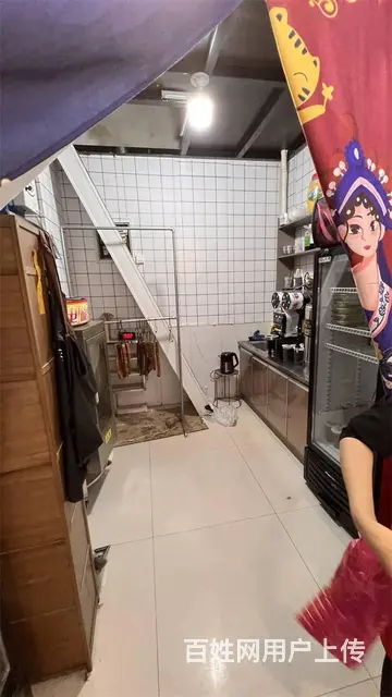 （同城搜铺网免费找店）中央公园15平小吃店转让 - 图片 3