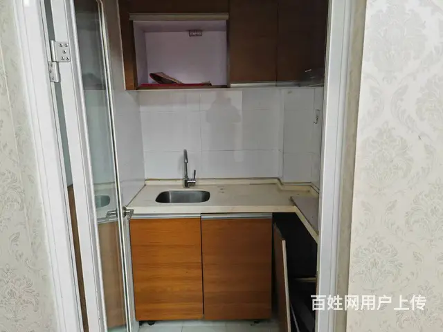 地铁房茂业百货公寓(铁西) 商住两用1厅 精装修 1400元 - 图片 5