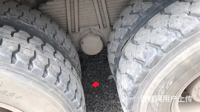 18年欧曼水泥罐车 大14拉16方 手续齐全 - 图片 4