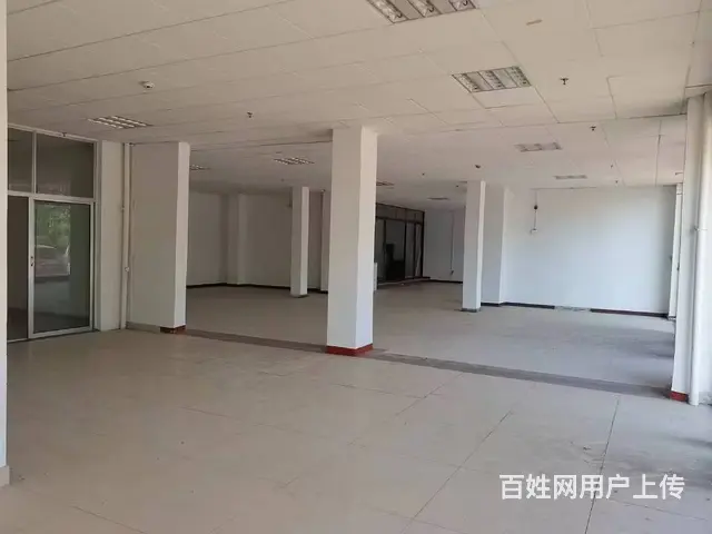 位置好 适合各行各业 门口宽敞 交通便利 - 图片 1