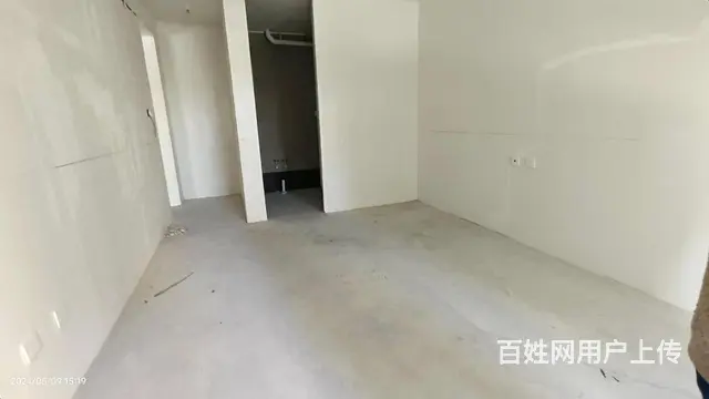 鑫悦府四居室 送车位 落地窗 115万可贷款 - 图片 2