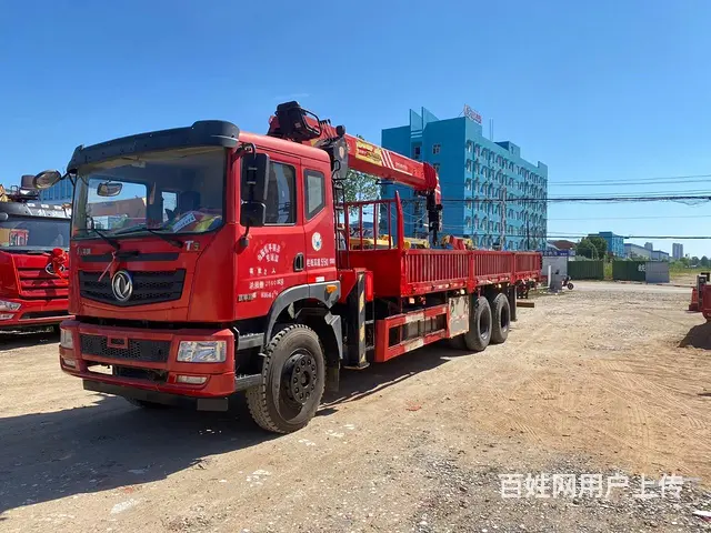 三一12吨随车吊 - 图片 1