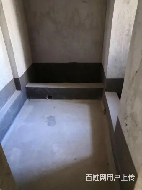 新人民医院南，心海湾二楼大三室南北三阳台，送储藏室，正常过户 - 图片 3