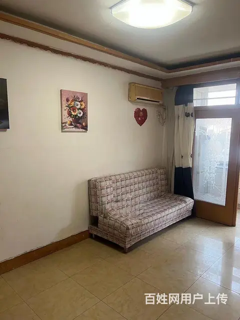 南大街振华商厦亚细亚酒店附近一楼一室一厅1200 - 图片 1
