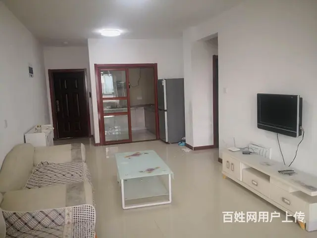 翠湖嘉苑，邻近南湖小学，吾悦广场，空调2个家电家具齐拎包即住 - 图片 1