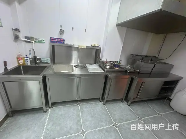 C11533位于呼图壁县东风大街熙景国际附近临街快餐店转让 - 图片 3