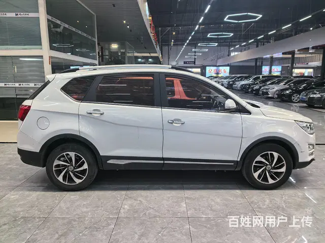 宝骏560 2016款 1.8 序列变速 精英型 - 图片 5