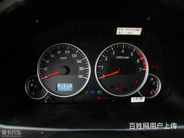 东风C37加长版 - 图片 5