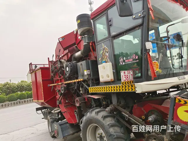 22款沃得240马力静液压一杆操作 - 图片 3