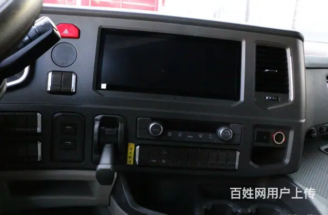 全新自动挡 重汽豪沃9米6 飞翼厢式货车 国6 - 图片 5