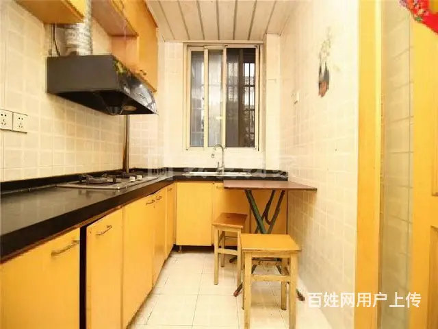 一楼还带有小院子（泰山三村带这样的院子非常少）看房有钥匙的。 - 图片 7