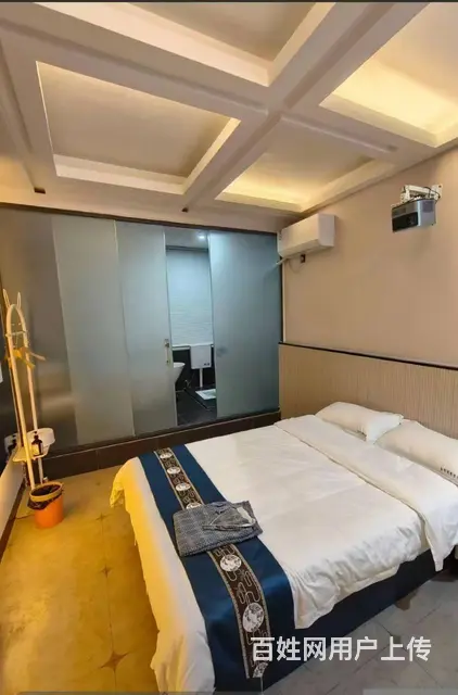 店铺位于兴义公园里对面，繁华地段，面积290平，上下两层，一 - 图片 8