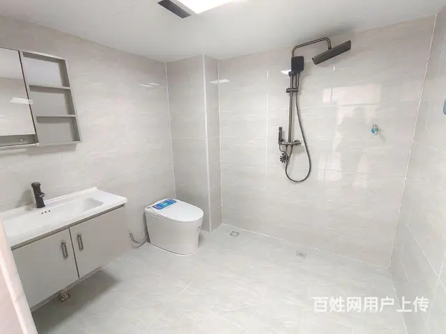 龙山国际东门对面 两室 精装地热 大客厅 拎包入住 - 图片 2