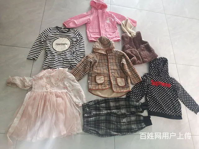 儿童衣服 - 图片 1