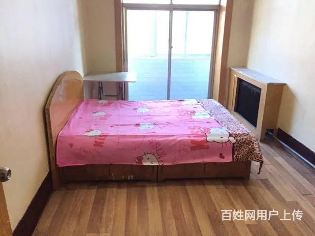市府恒隆广场旁，3楼， 500元/月，包WiFi，家电全 - 图片 4
