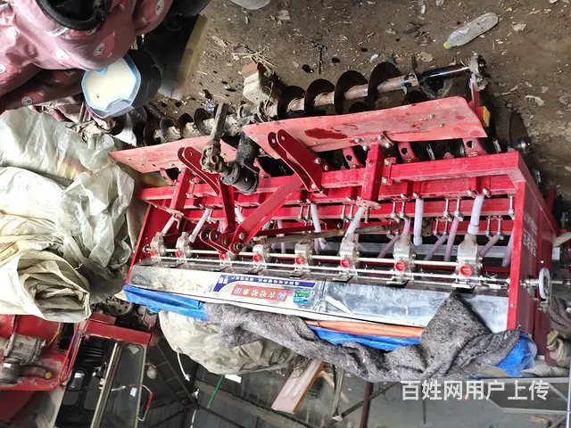 前进牌全悬浮玉米播种机另加小麦播种机一台 - 图片 4