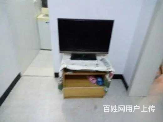 常胜中路西湖饭店附近1室1厅精装修2楼家具家电齐全月租700 - 图片 1
