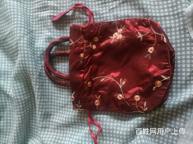 全新工艺女款包包 - 图片 1