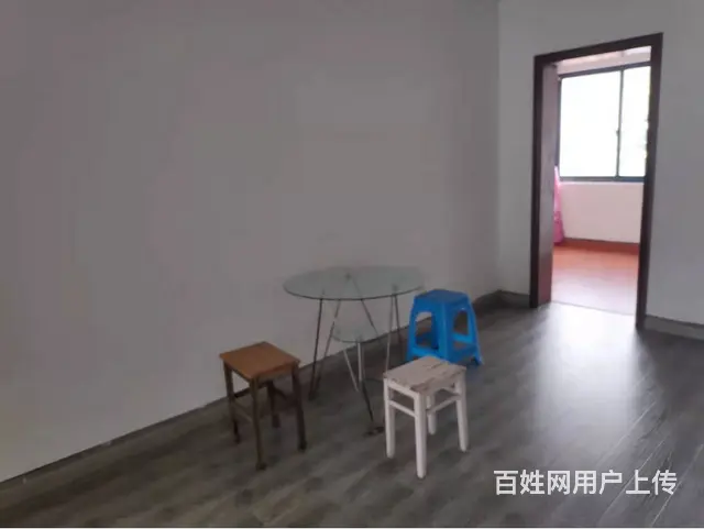 江南新城西区三室两厅中等装璜房屋出租 - 图片 3