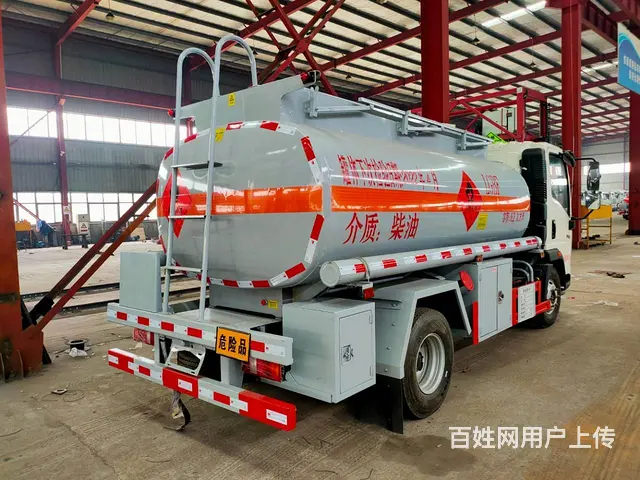 国六豪沃5吨油罐车，源头厂家低价出售 - 图片 4