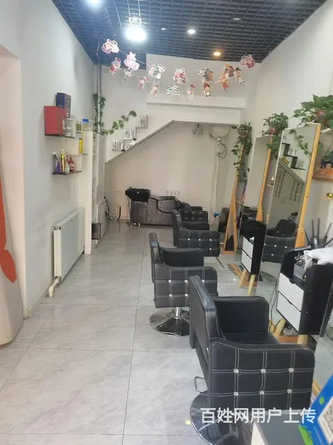 一天剪3个头就赚钱的理发店 带4个月房租 - 图片 2