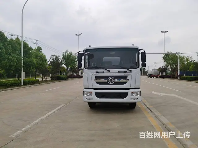 厂家东风多利卡十吨油罐车 低价出售 - 图片 1