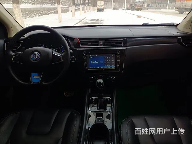 2019年自动挡天窗7座东风580 - 图片 9