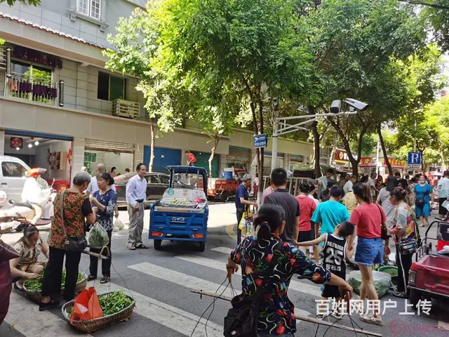 （达州铺源网）南外健康巷兴发农贸市场40㎡生鲜店转让 - 图片 1