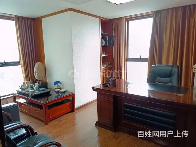 万达高层江景450平带办公家具直租 - 图片 3
